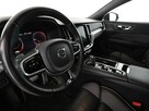 Volvo V60 PHEV 4x4 skóra/alcantara full LED panorama navi kamery - 14