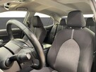 Toyota Camry 2.5 Hybrid Comfort CVT Sedan - 10