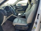 Volvo XC 40 Najwyższa wersja wyposażenia ULTIMATE / AWD / B5 - 7