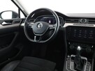 Volkswagen Passat Variant Highline automat alcantara virtual cockpit navi climatronic grz. fotel - 16