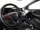 Ford Focus ST recaro grzane pdc auto klima navi manual - 14