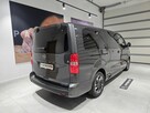 Opel Zafira Life 2.2 Diesel Business XL ciemnoszary 8 os. - 4