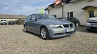 BMW 318 sedan