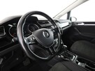 Volkswagen Touran Automat klima auto grzane fotele navi hak czujniki parkowania LED - 14