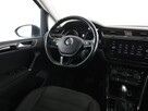 Volkswagen Touran Automat klima auto grzane fotele navi hak czujniki parkowania LED - 16