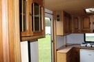 Przyczepa kempingowa BURSTNER LUX - 9