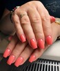 Manicure hybrydowy i żelowy