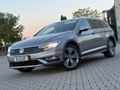 Volkswagen Passat Alltrack Bezwypadkowy, Serwisowany, Kamery 360, Klima 3-str, Panorama, Masaże - 1