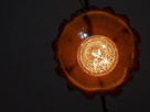 Lampa sufitowa z jednego plastra drewna akacji - 3
