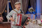 DJ wodzirej z akordeonem, grający i śpiewający akordeonista - 8
