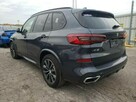 BMW X5 2019, 3.0L, 4x4, porysowany lakier - 3