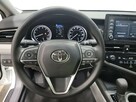 Toyota Camry 2023 2,5L - 9