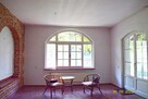 Dworek/Pałac z potencjałem w Trawicy (gmina Sianów) - 2