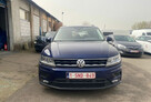 Volkswagen Tiguan - 1