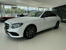 Mercedes E 220 220d, 4-Matic, CarPlay, Salon PL, 1-wł, FV23%, Gwarancja, DOSTAWA - 2