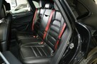 2016 Porsche Macan Turbo - 12