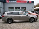 Toyota Avensis 1,8 benz. Kombi SALON PL. - 2