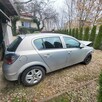 Opel Astra III uszkodzony - 3