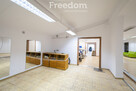 Lokal z parkingiem, magazynem - parter - 6