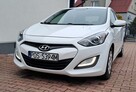 Hyundai i30 benzyna 5 drzwi niski przebieg - 11