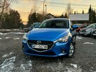 Mazda 2 Auto z Gwarancją, niski przebieg, piękny kolor - 14