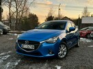 Mazda 2 Auto z Gwarancją, niski przebieg, piękny kolor - 16