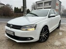 Volkswagen Jetta 1.6*105*ALU*17*Navi*PDC*Doinwestowane*Tempomat*Wielofunkcja* - 2