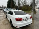 Volkswagen Jetta 1.6*105*ALU*17*Navi*PDC*Doinwestowane*Tempomat*Wielofunkcja* - 6