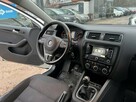 Volkswagen Jetta 1.6*105*ALU*17*Navi*PDC*Doinwestowane*Tempomat*Wielofunkcja* - 14