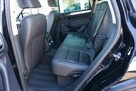 Volkswagen Touareg w wersji Exclusive, bogate wyposażenie, super stan, rok gwarancji, - 14