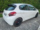 Peugeot 208 - 5