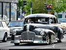 Pontiac Torpedo 4-drzwiowy Sedan 4.1 Manual - 1