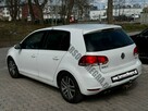 Volkswagen Golf - 8