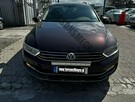 Volkswagen Passat - 1