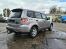 Sprzedam świeżo sprowadzone Subaru Forester - 2