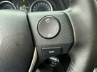Toyota Auris Hybryda niski przebieg oryginalny lakier !!! - 12