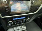 Toyota Auris Hybryda niski przebieg oryginalny lakier !!! - 16