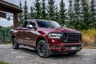 Crew Cab Laramie / 5.7 V8 HEMI / DOINWESTOWANY / Bogata wyposażenie - 10