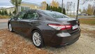 Toyota Camry 2.5 Hybrid FV 23% Salon PL Jasna Skóra Blisy Hand Free Navi Super Stan - 5