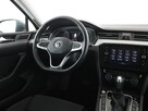 Volkswagen Passat DSG full LED navi klima auto (3 strefy) czujniki parkowania ACC - 16