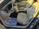 Volvo XC 60 2,0 Hybryda 250 KM z bardzo niskim przebiegiem14 tyś km !! - 15