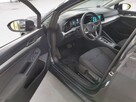 Volkswagen Golf Virtual / Ledy / Lane Assist / Ambiente / Gwarancja na Rok / FV23% - 14