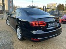 Volkswagen Jetta 1.4 Zarejestrowany Automat Climatronic Navi Grzane fotele Stan BDB - 4