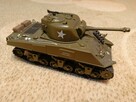 Czołg zdalnie sterowany U.S. M4A3 Sherman 1/30