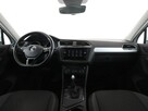 Volkswagen Tiguan niski przebieg automat climatronic-3stref. navi PDC tempomat - 15