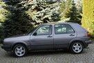 Volkswagen Golf Benzyna 5 drzwi Oldtimer 1988 - 4