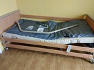Łóżko ortopedyczne z materacem przeciwodlezynowym