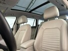 Volkswagen Passat 2,0 TDI (150 KM)  Elegance Salon PL F-Vat - 11