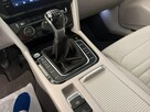Volkswagen Passat 2,0 TDI (150 KM)  Elegance Salon PL F-Vat - 16