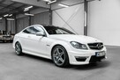Mercedes C 63 AMG Bezwypadkowy. Przebieg 7600 km! Po konwersji. Po serwisie na 15 tys zł - 6